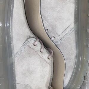 Uggs Neumel Clears